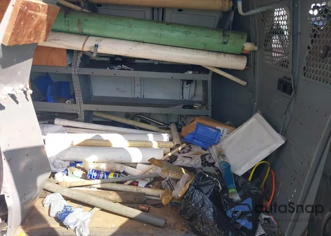 2017 GMC Savana 2500 Work Van z USA, uszkodzony, nr VIN 1GTW7AFG9H1117887